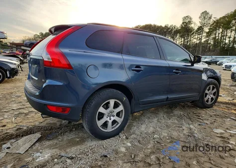 2010 Volvo Xc60 3.2 z USA, uszkodzony, nr VIN YV4982DL1A2103270